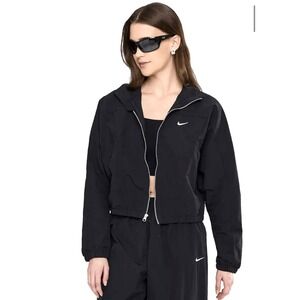 Nike Women's‎ Medium Sportswear Everything Wovens Repel UV Protection Jacket $90